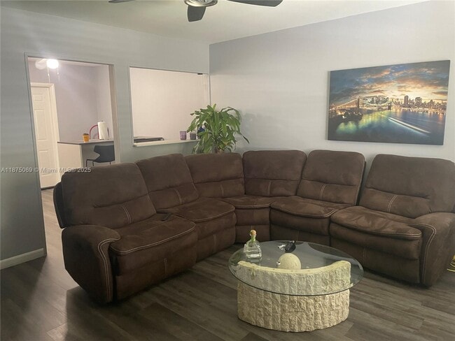 property at 1119 N 22nd Ave