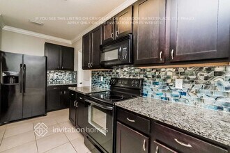 7718 Tuscan Bay Cir in Wesley Chapel, FL - Building Photo - Building Photo