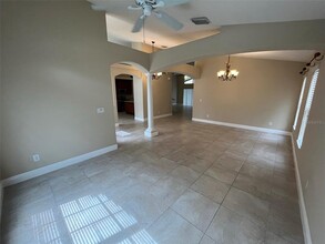 6009 Shearwater Ln in Lithia, FL - Building Photo - Building Photo