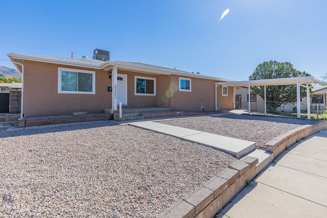 2306 Willow Dr in Alamogordo, NM - Building Photo