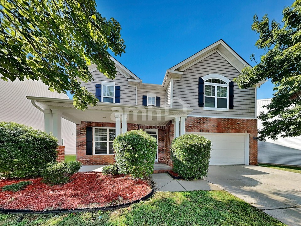 4012 Lawrence Daniel Dr in Matthews, NC - Building Photo