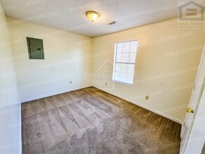 275 Dogwood Pointe Dr in McMinnville, TN - Building Photo - Building Photo