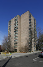 Summit Towers in Knoxville, TN - Foto de edificio - Building Photo