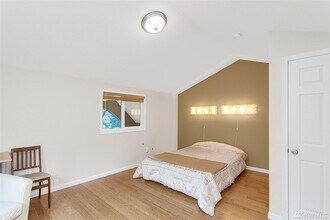 14112 NE 78th Ct in Redmond, WA - Building Photo - Building Photo