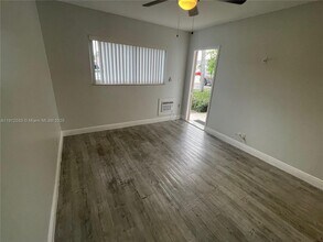 2161 NE 42nd St in Lighthouse Point, FL - Building Photo - Building Photo