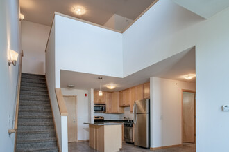 Tyberius Terrace Apartments in Madison, WI - Foto de edificio - Interior Photo