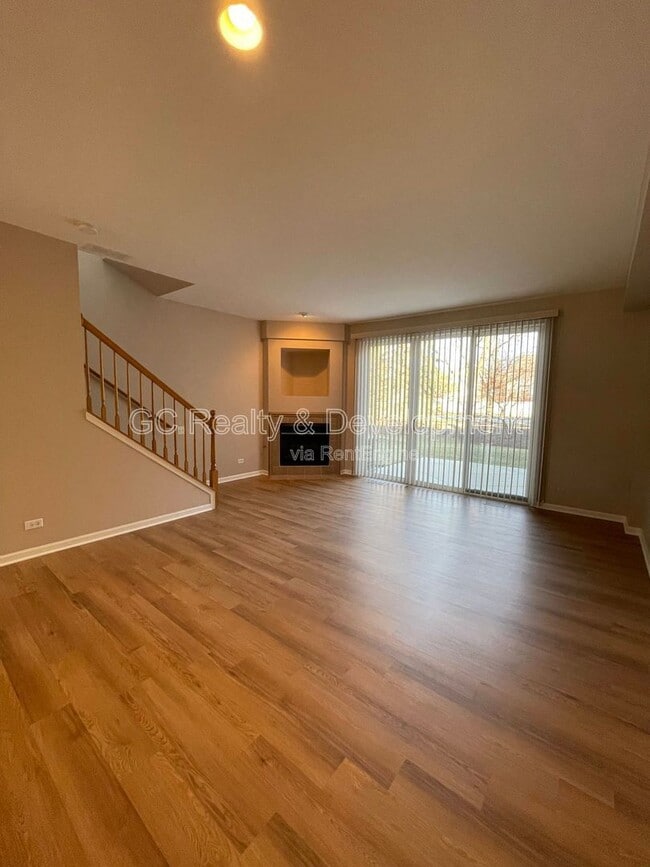 2525 Arcadia Cir in Naperville, IL - Building Photo - Building Photo