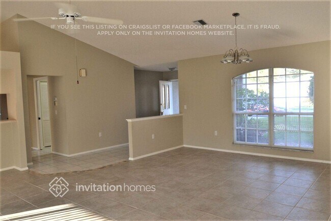 433 Lake of the Woods Dr in Venice, FL - Building Photo - Building Photo