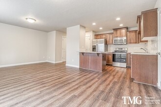 7115 NE 62nd St in Vancouver, WA - Building Photo - Building Photo