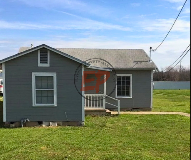 property at 706 Robinson Dr