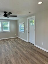 2304 Belle Ave NE, Unit A in Roanoke, VA - Building Photo - Building Photo
