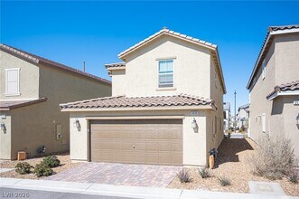 3535 Siderno Ln in Henderson, NV - Building Photo - Building Photo