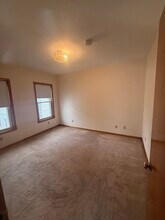 8 Dowse St in Everett, MA - Building Photo - Building Photo