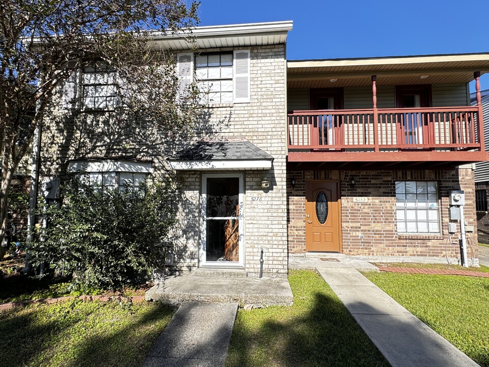 5278 Tullis Dr in New Orleans, LA - Building Photo