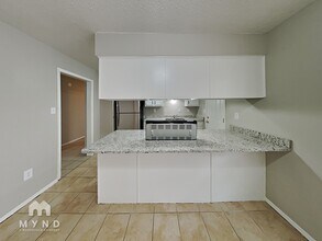 6340 Yorkshire Cove in Horn Lake, MS - Building Photo - Building Photo