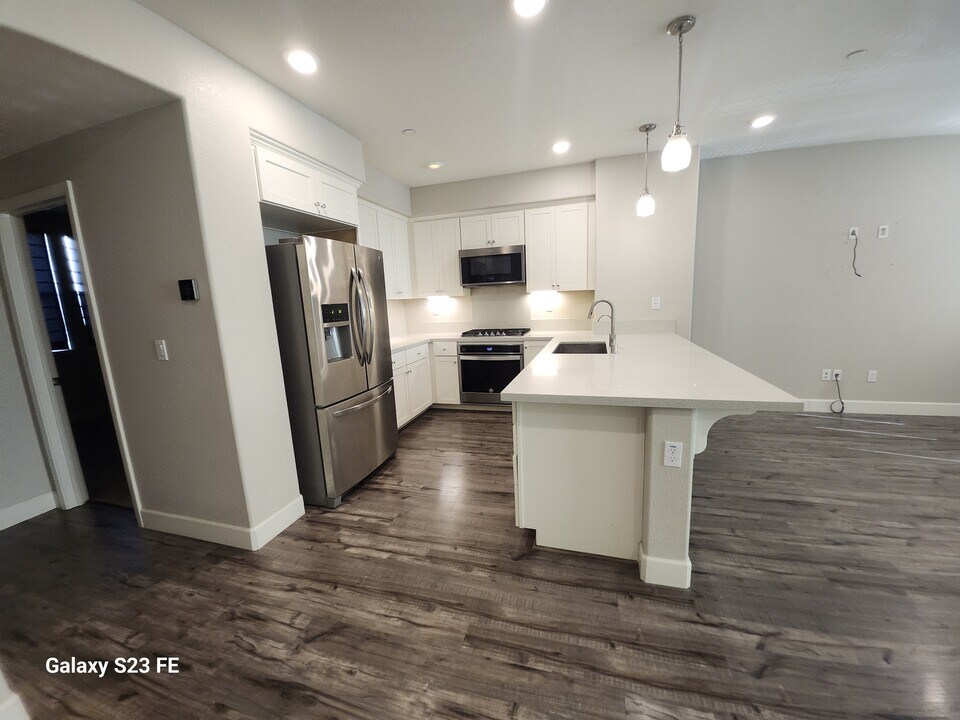 1573 De Rome Dr in San Jose, CA - Building Photo