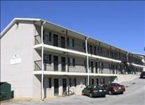 634 W Magnolia Ave in Auburn, AL - Building Photo