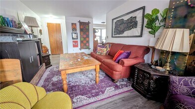 6 Foxpointe Cir in Fairport, NY - Building Photo - Building Photo