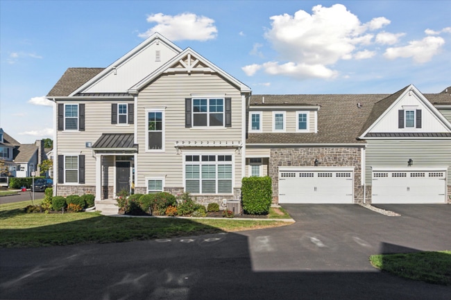 property at 602 Summit Dr