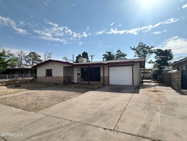 property at 1518 Clausen Dr