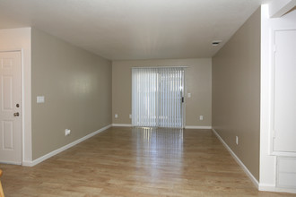 Windscape Village Apartments in Banning, CA - Building Photo - Interior Photo