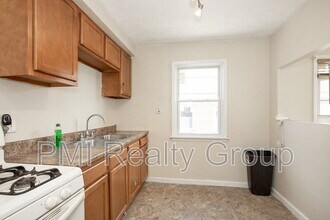 1520 Coventry Rd in East Cleveland, OH - Building Photo - Building Photo