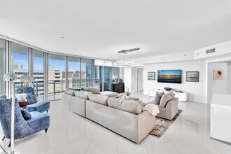 3535 S Ocean Dr in Hollywood, FL - Building Photo - Building Photo