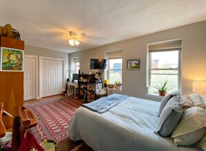 149 Cottage St, Unit 3 in Boston, MA - Building Photo - Building Photo