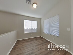 46023 W Starlight Dr in Maricopa, AZ - Building Photo - Building Photo