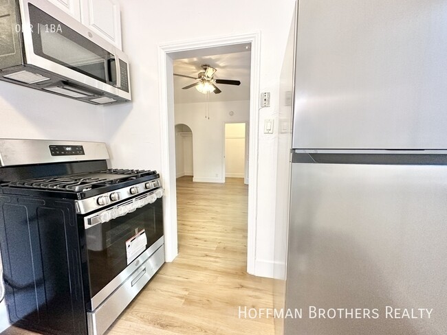 property at 2360 W Washington Blvd