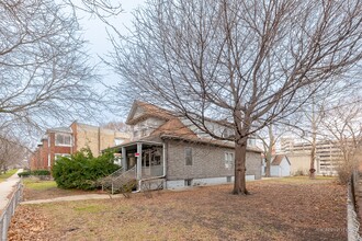 807 Mulford St in Evanston, IL - Building Photo - Building Photo