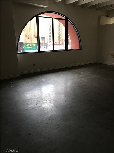 312 W 5th St, Unit M6 in Los Angeles, CA - Building Photo - Building Photo