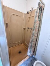 1949 E Duval St in Lake City, FL - Building Photo - Building Photo