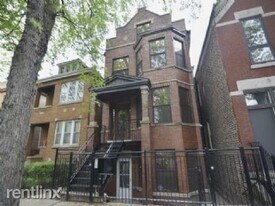 1717 N Winchester Ave in Chicago, IL - Building Photo