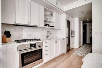 1750 Wewatta St, Unit 805 in Denver, CO - Building Photo - Building Photo