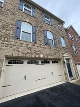 938 Bell Dr in Wexford, PA - Building Photo - Building Photo