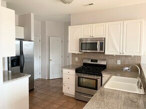 331 Mirramont Ct in Woodstock, GA - Building Photo - Building Photo
