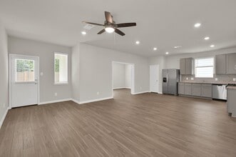 13244 Musky Dr in Conroe, TX - Building Photo - Building Photo