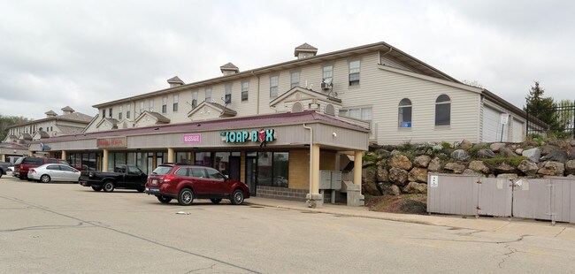11-52 Glacier Edge Sq in Cross Plains, WI - Building Photo - Building Photo