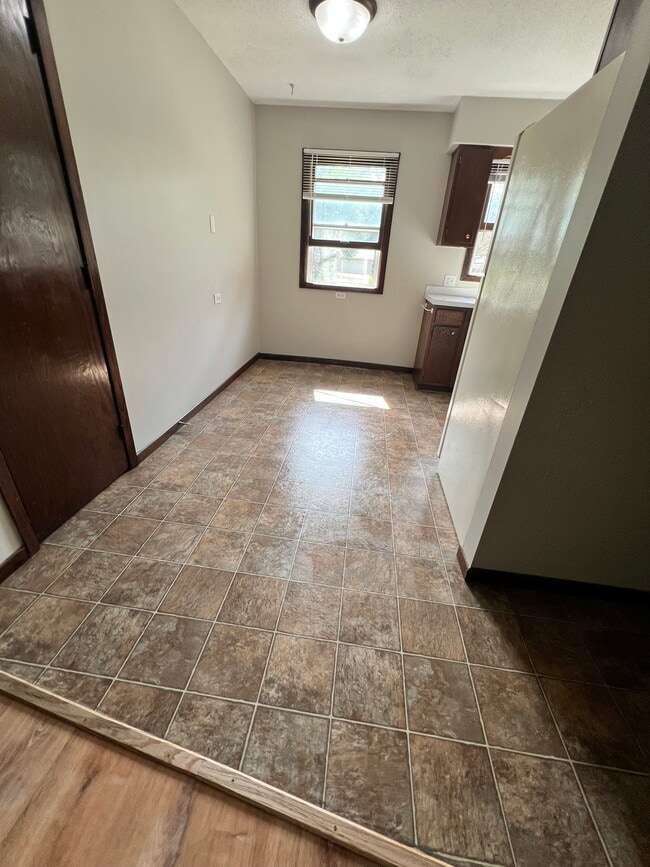 19065 Lena Ave, Unit 4 in Hastings, MN - Building Photo - Building Photo