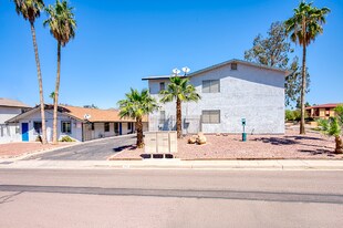 1452 E Cinnabar Ave in Phoenix, AZ - Building Photo