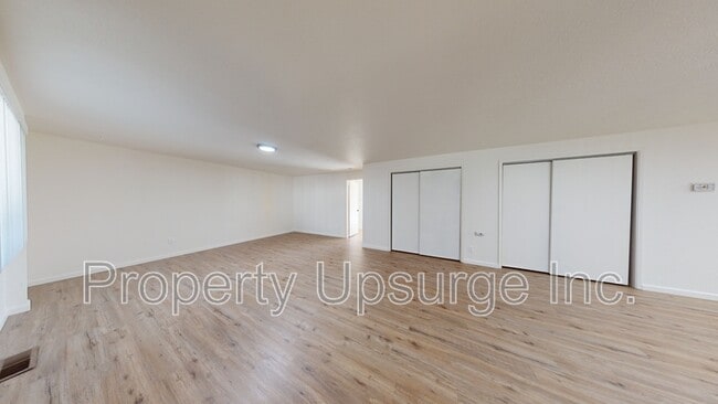 1810 Parallel St in Shasta Lake, CA - Building Photo - Building Photo