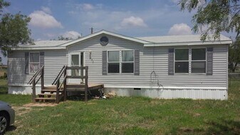 230 High Cotton Pkwy in Merkel, TX - Building Photo