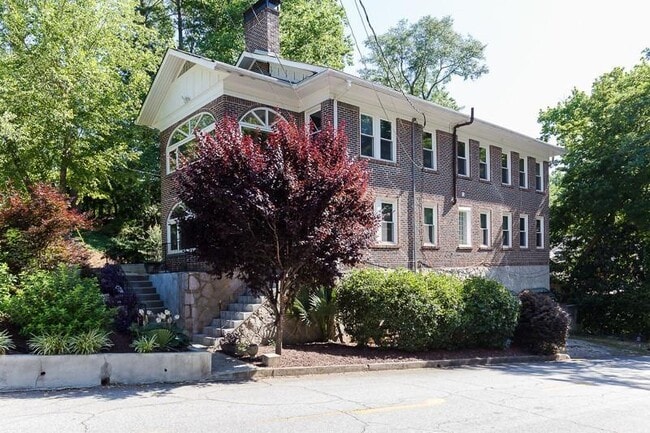 property at 90 Maddox Dr NE