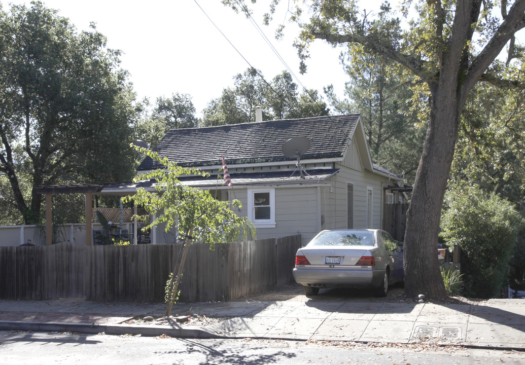 68 Fairview Plz in Los Gatos, CA - Building Photo