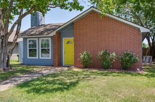 808 Kalanchoe Ct in College Station, TX - Building Photo