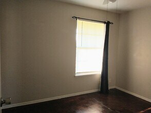 2529 HAMPTON LANE in Port Neches, TX - Building Photo - Building Photo