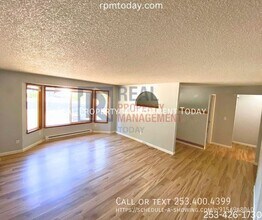 8220 143rd St Ct NW in Gig Harbor, WA - Building Photo - Building Photo