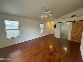 7187 S Parkside Dr in Tempe, AZ - Foto de edificio - Building Photo
