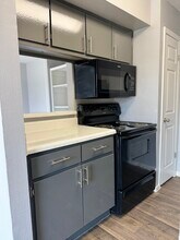 Oaks of Wimbledon in Spring, TX - Foto de edificio - Building Photo